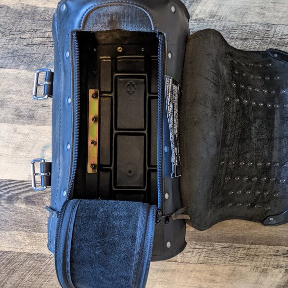 Harley Davidson Heritage Softail Leather Touring Bag Black Saddlebag - Picture 10 of 14